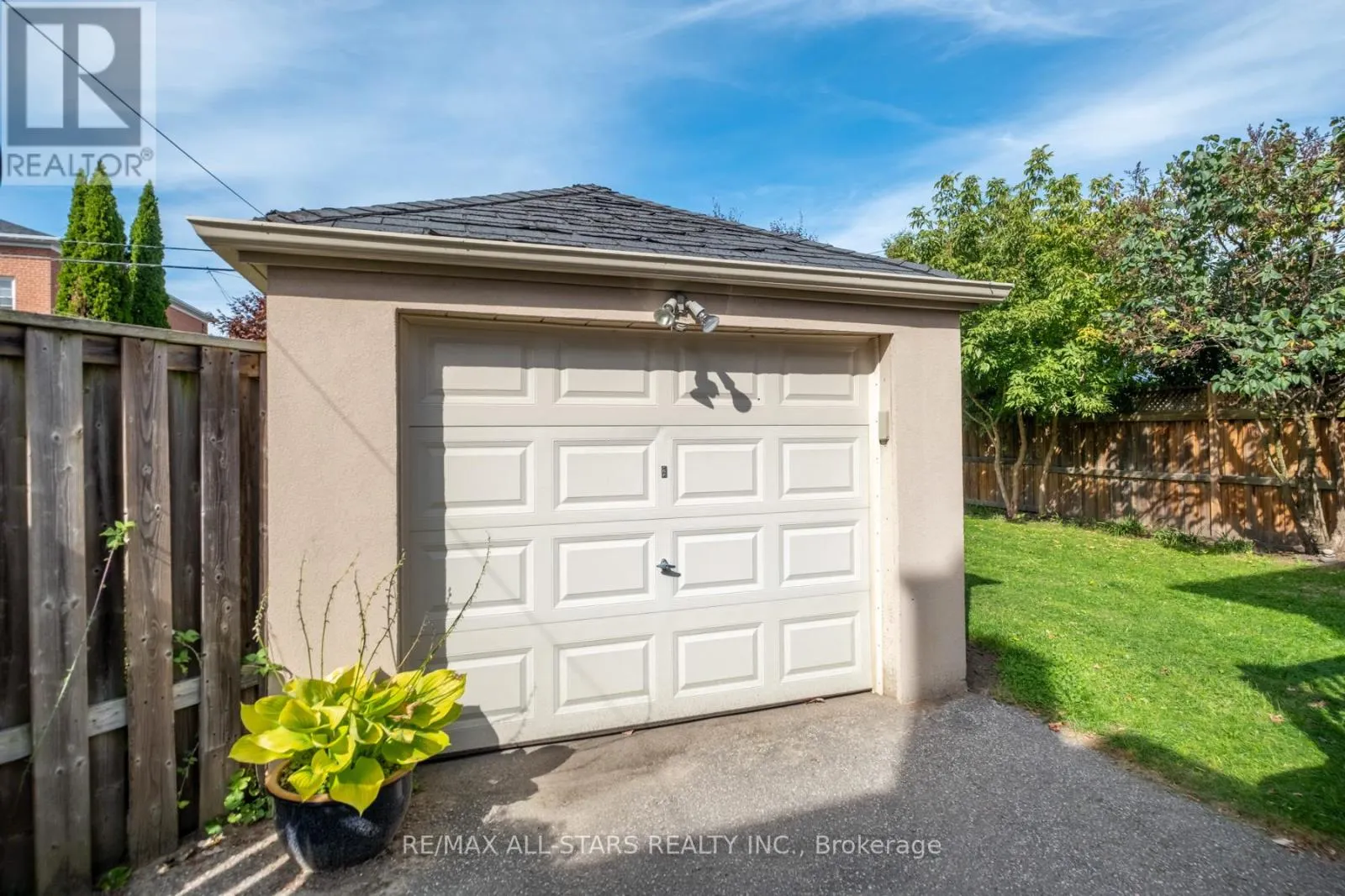 32 BARKER AVENUE