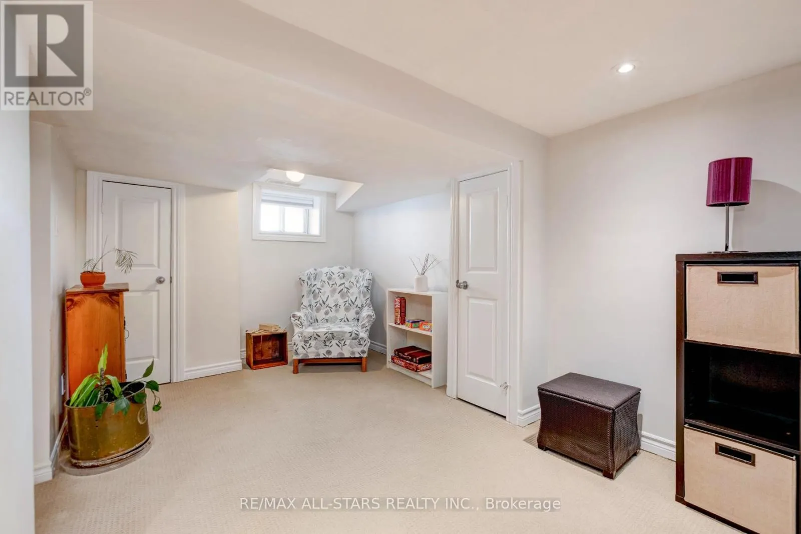 32 BARKER AVENUE