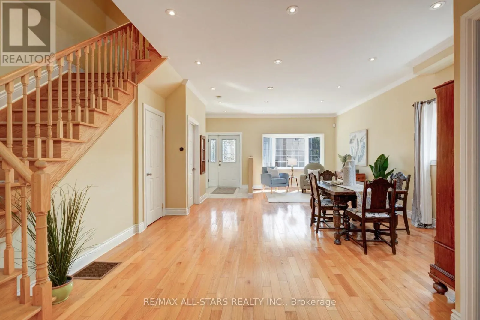 32 BARKER AVENUE