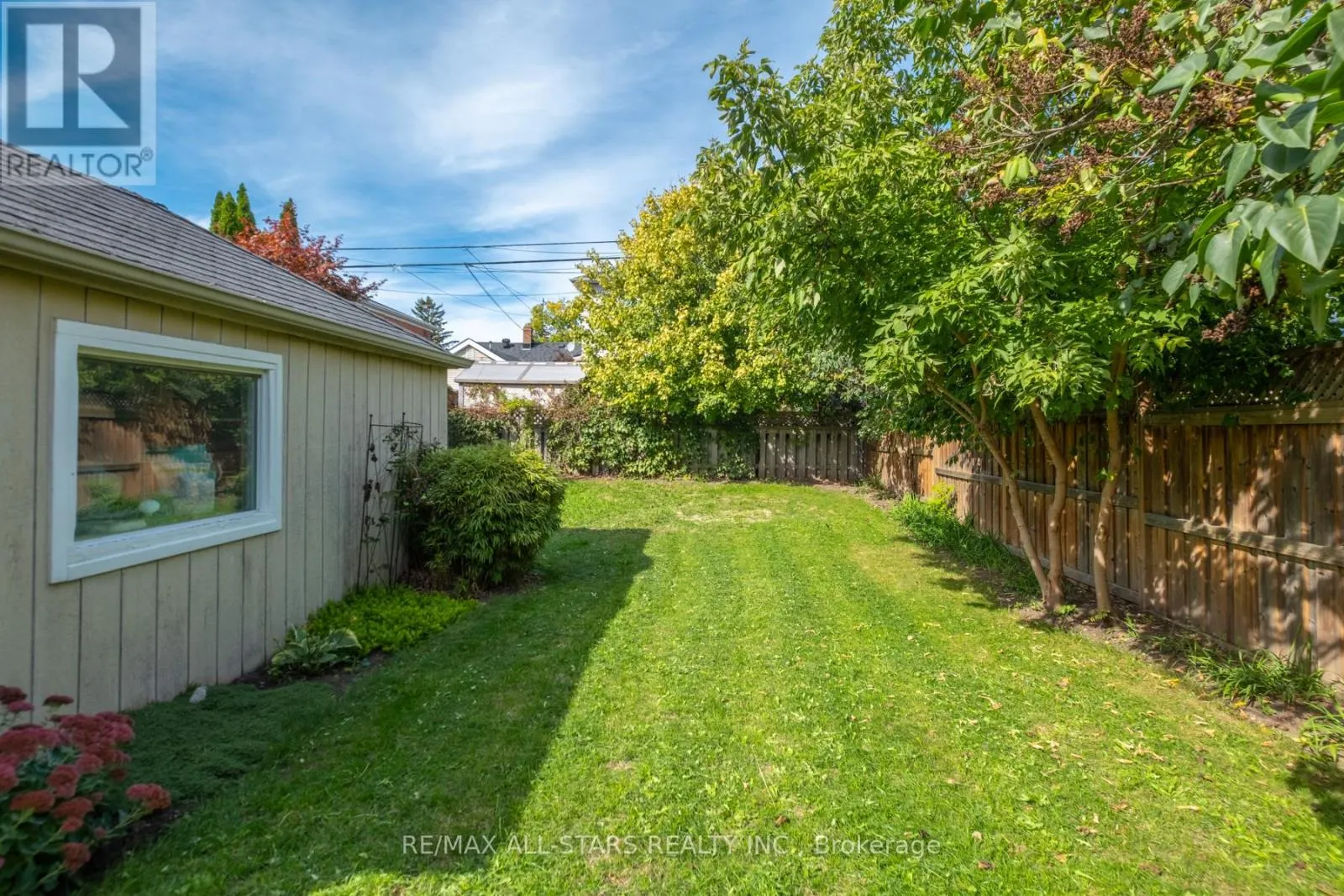 32 BARKER AVENUE