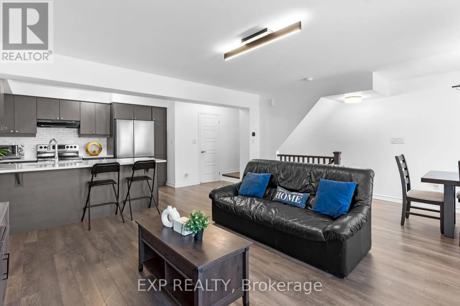 13 GOLDEYE STREET
