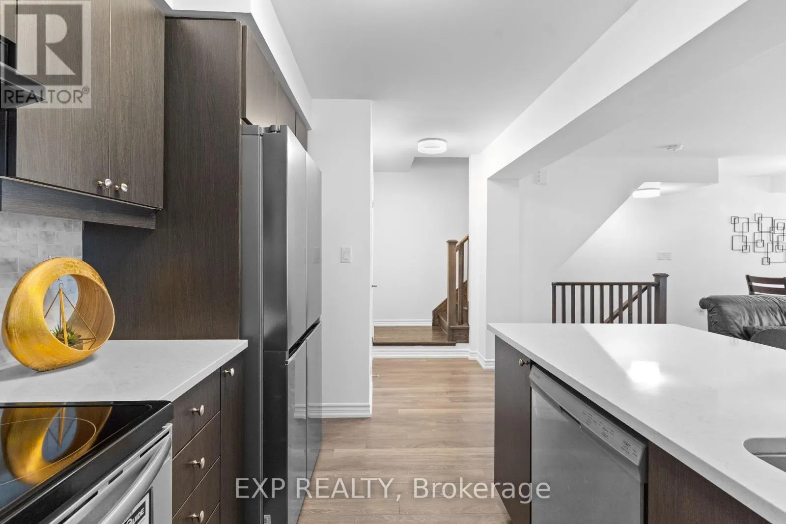 13 GOLDEYE STREET