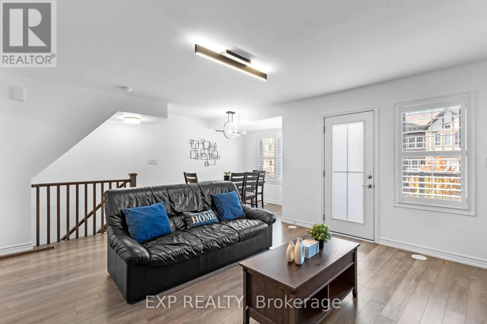 13 GOLDEYE STREET