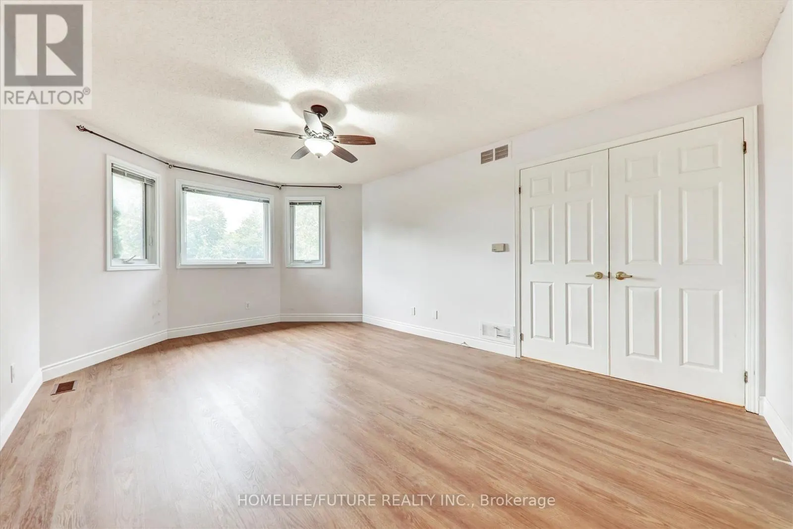 979 COPPERFIELD DRIVE