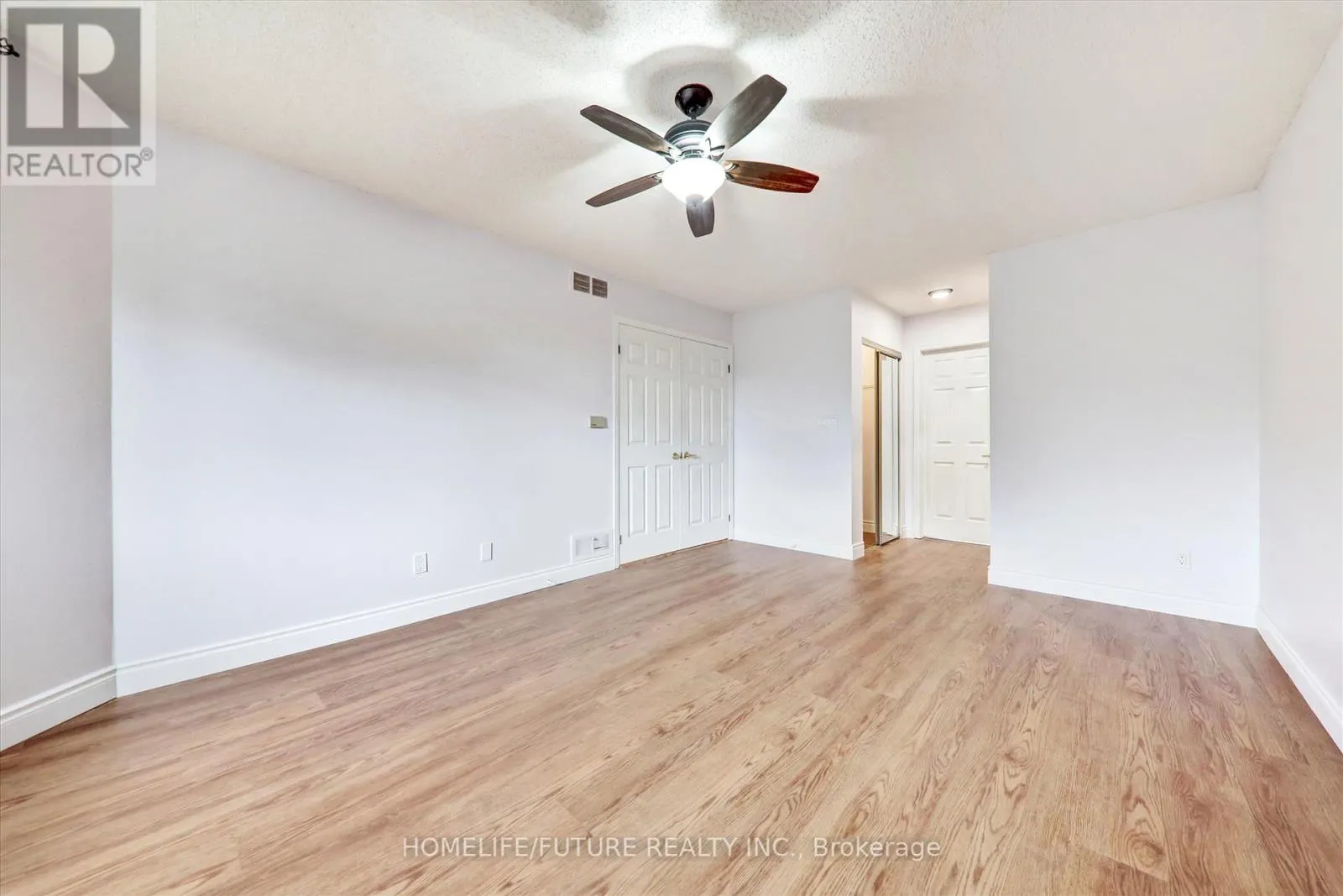 979 COPPERFIELD DRIVE