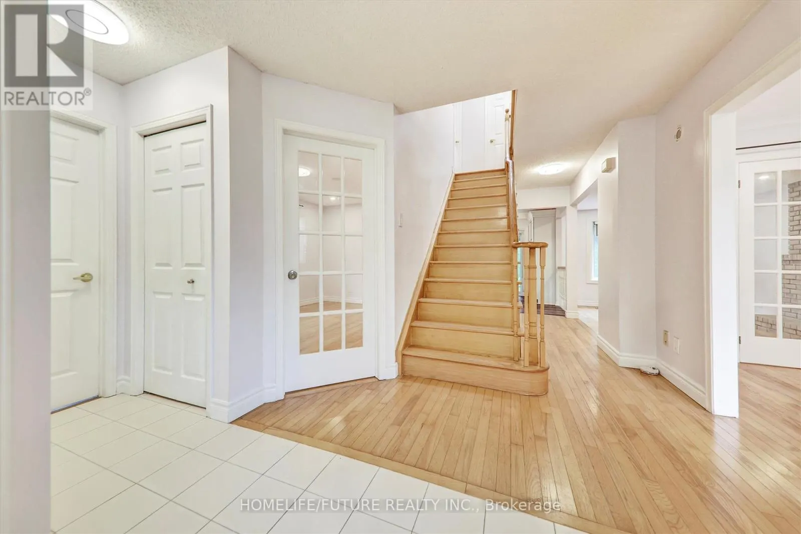 979 COPPERFIELD DRIVE