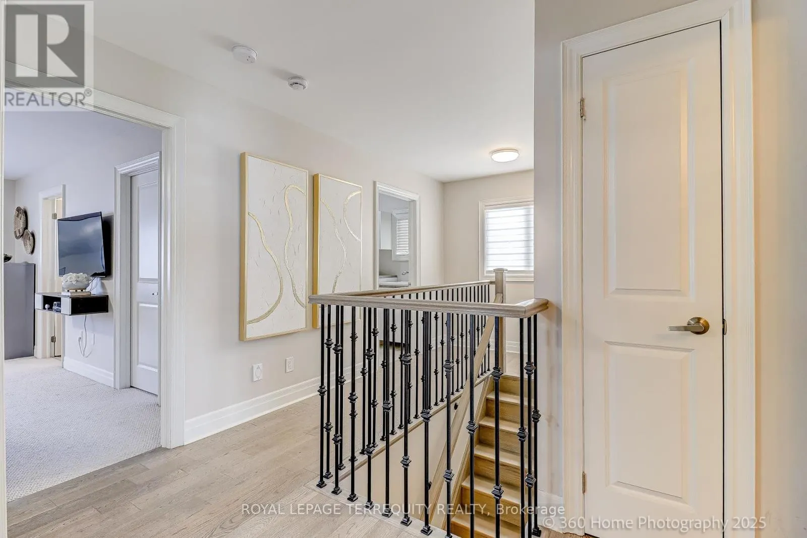 18 NORTHGLEN BOULEVARD