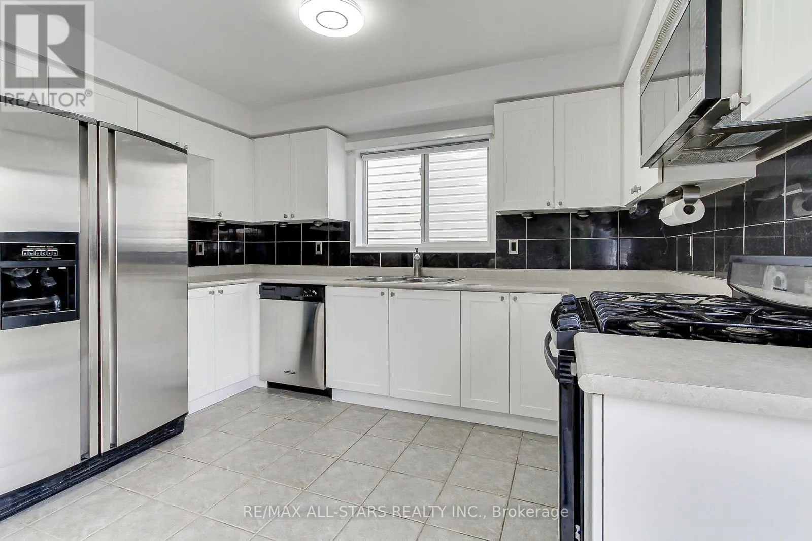 85 HANDLEY CRESCENT