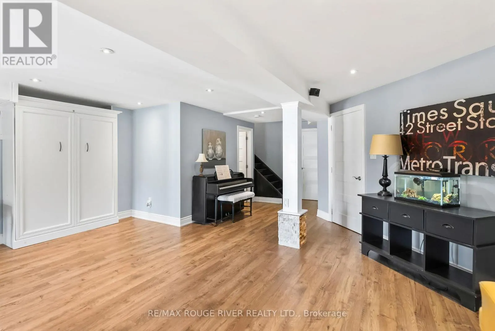 34 ENDEAVOUR COURT