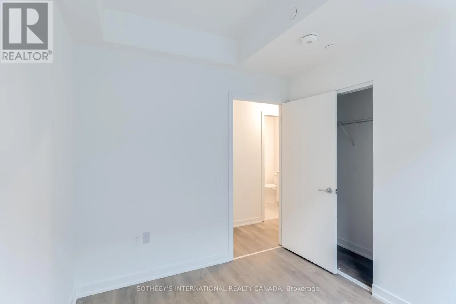 139 C - 1612 CHARLES STREET