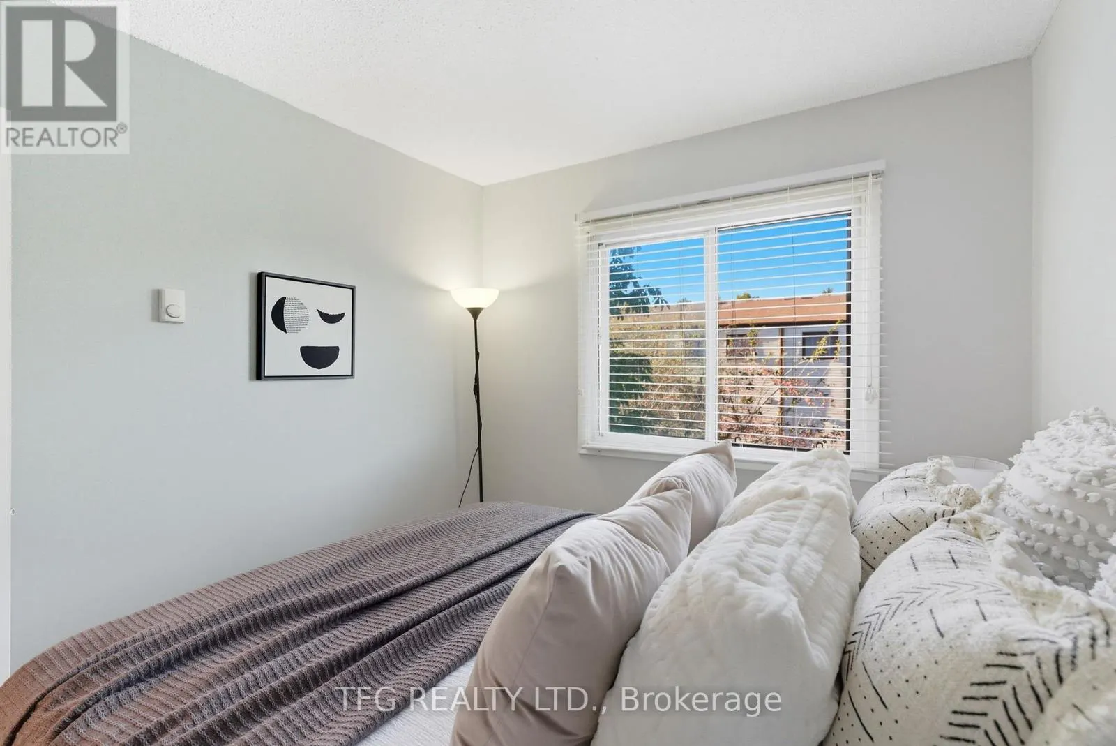 66 - 66 PARK LANE CIRCLE, #66