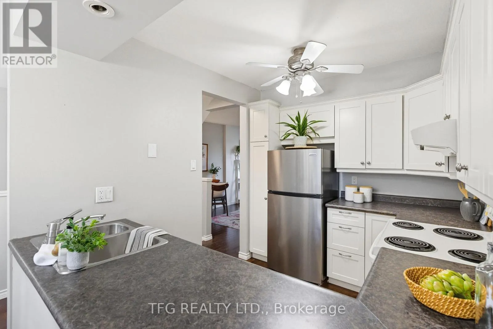 66 - 66 PARK LANE CIRCLE, #66