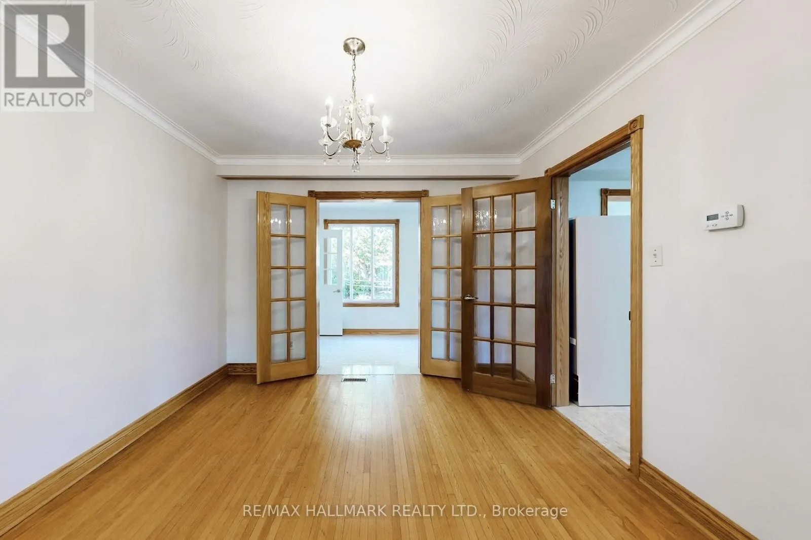 38 COURTON DRIVE