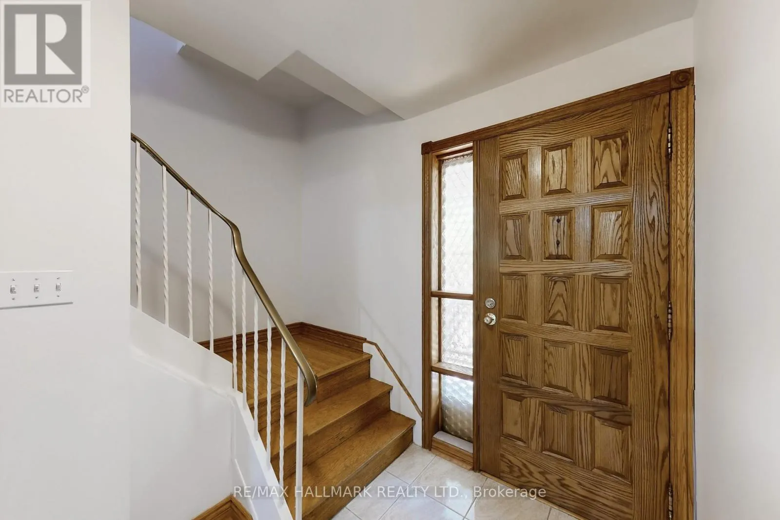38 COURTON DRIVE