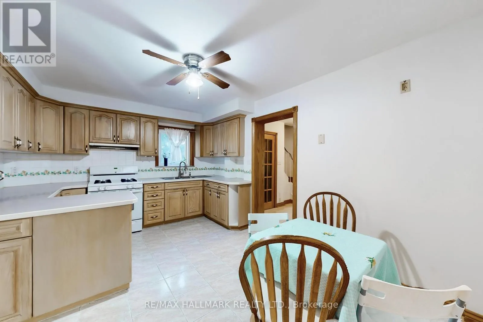 38 COURTON DRIVE