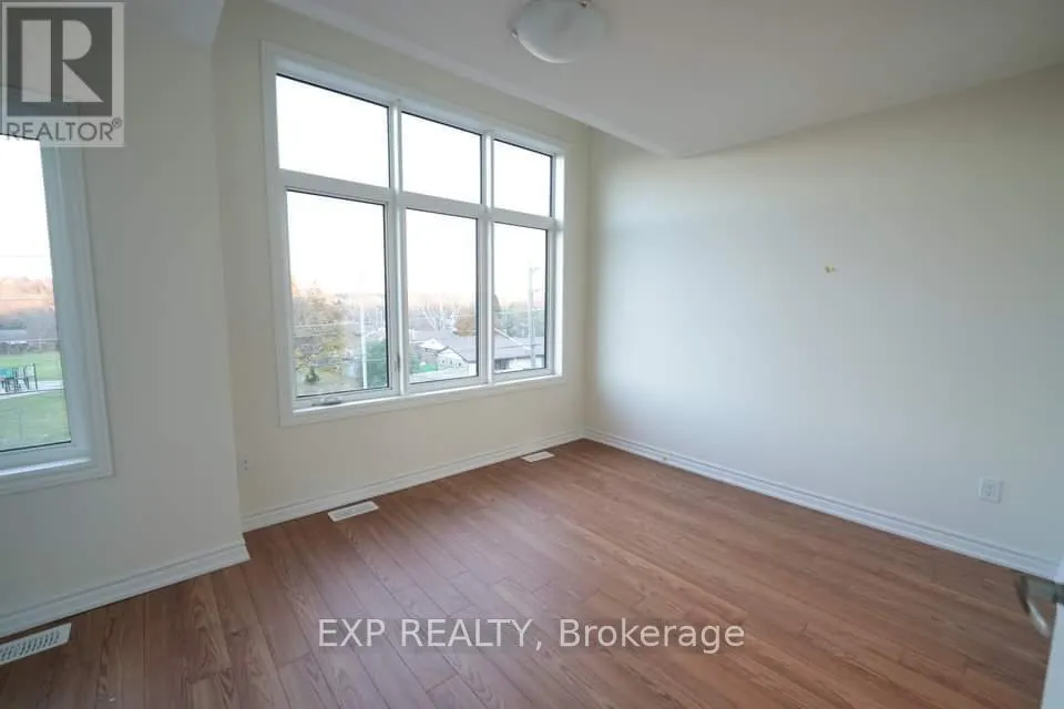 436 OKANAGAN PATH E