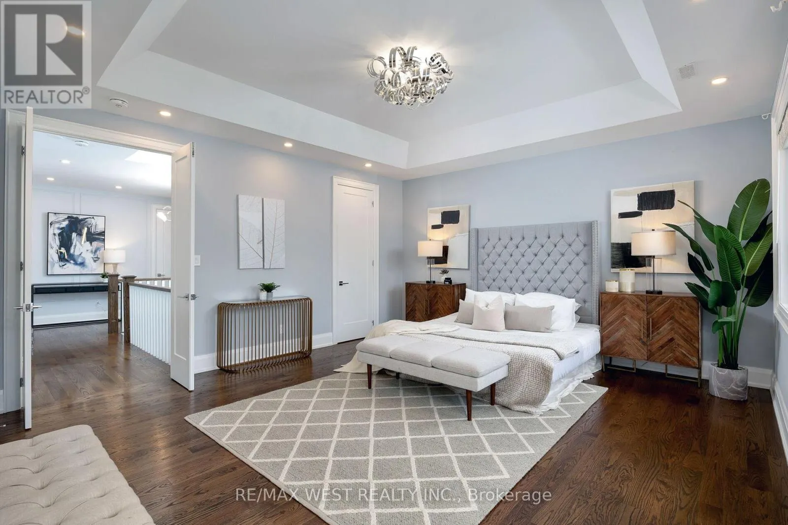 88 YARDLEY AVENUE
