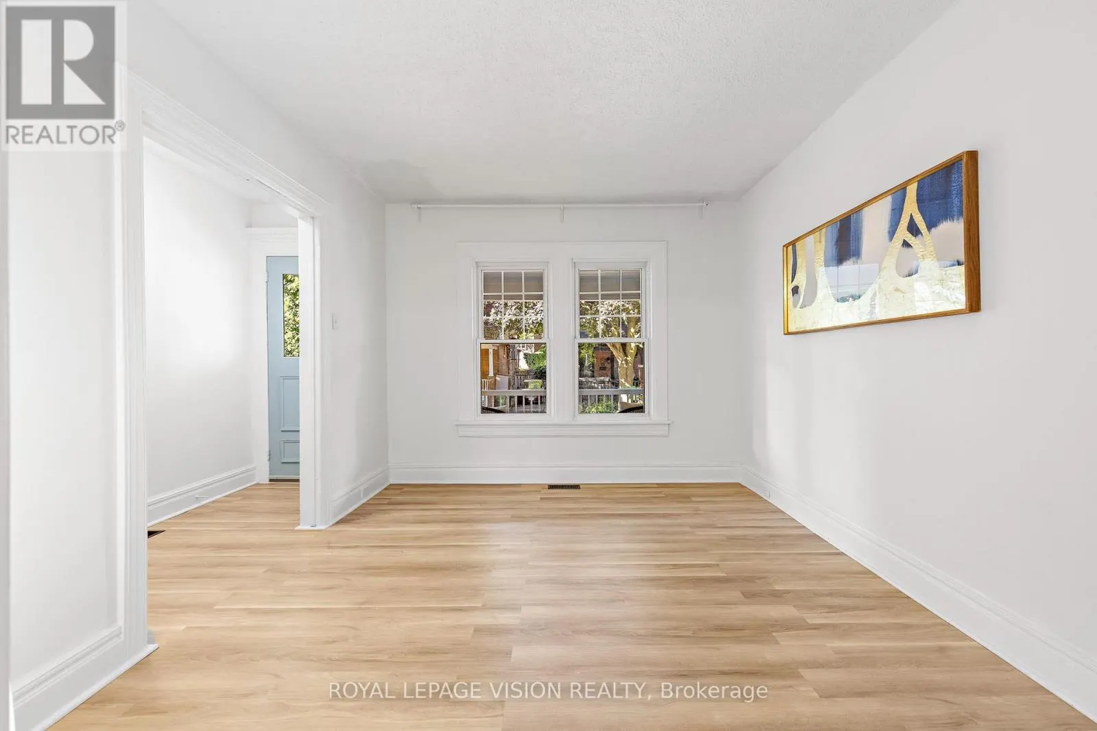 25 BELLEFAIR AVENUE