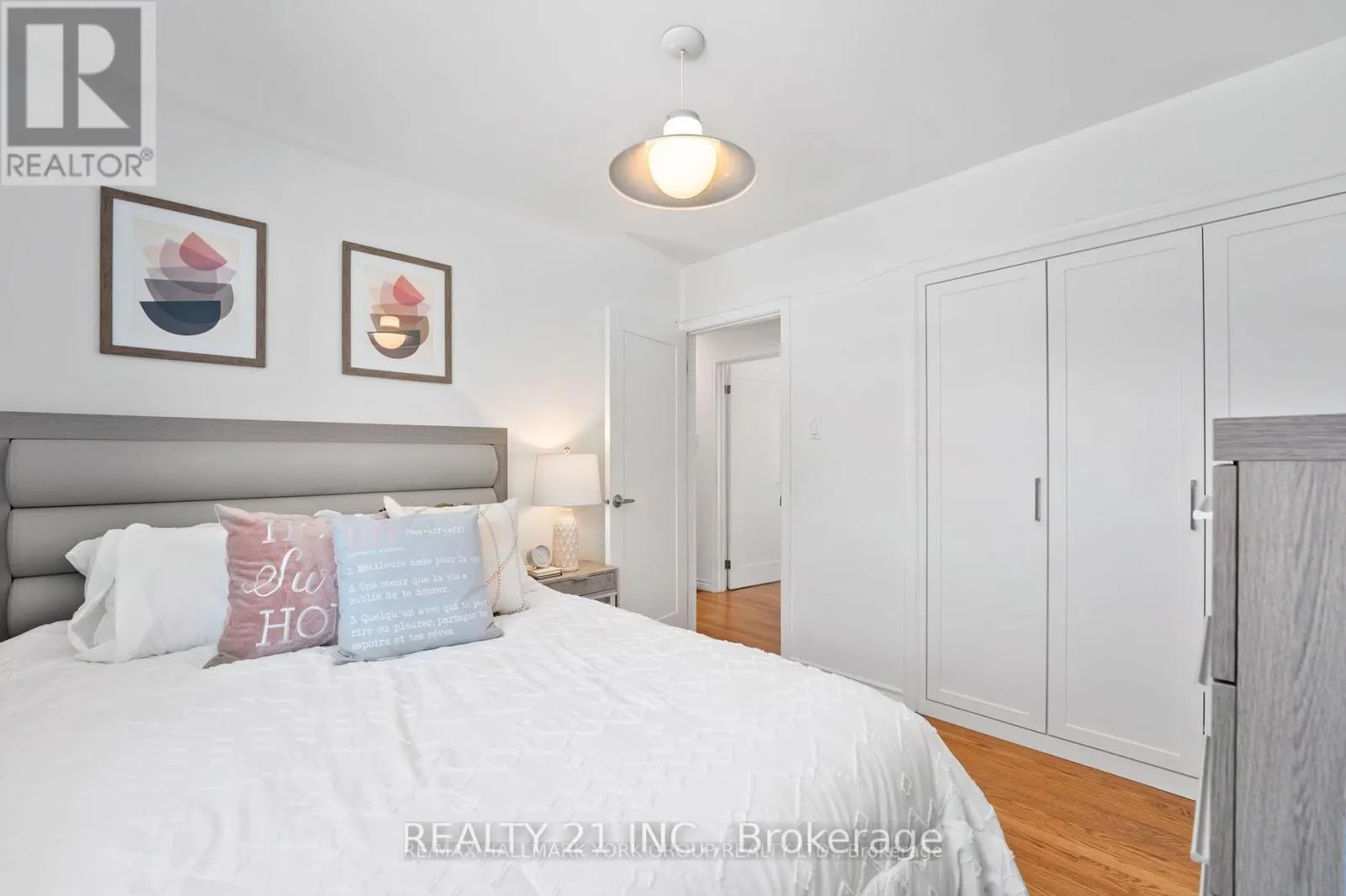 51 SLOLEY ROAD