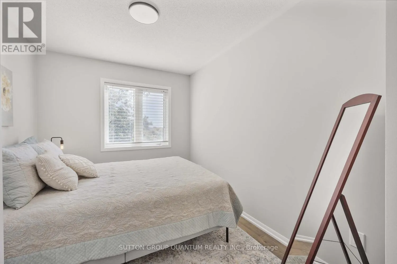 #38 - 1250 ST MARTINS DRIVE