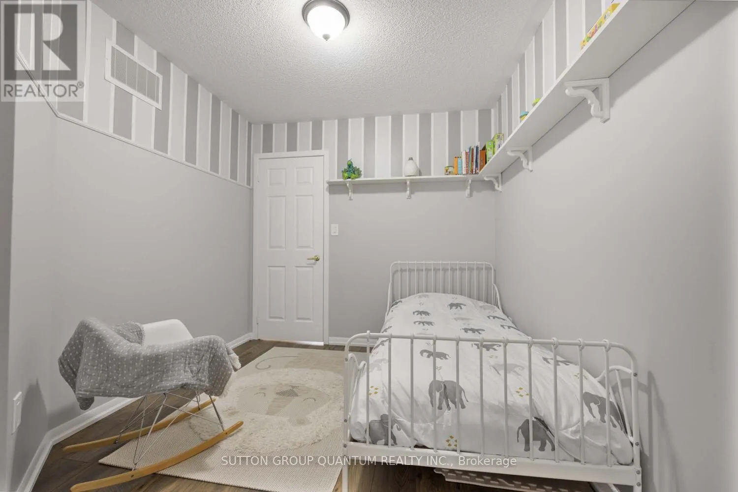 #38 - 1250 ST MARTINS DRIVE