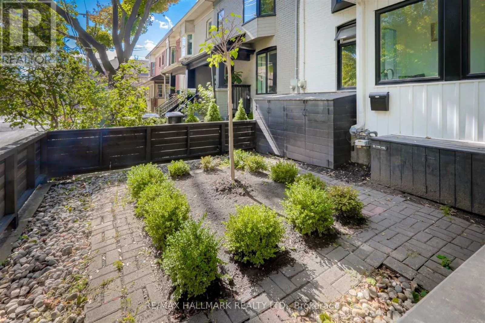 10 MCGEE STREET