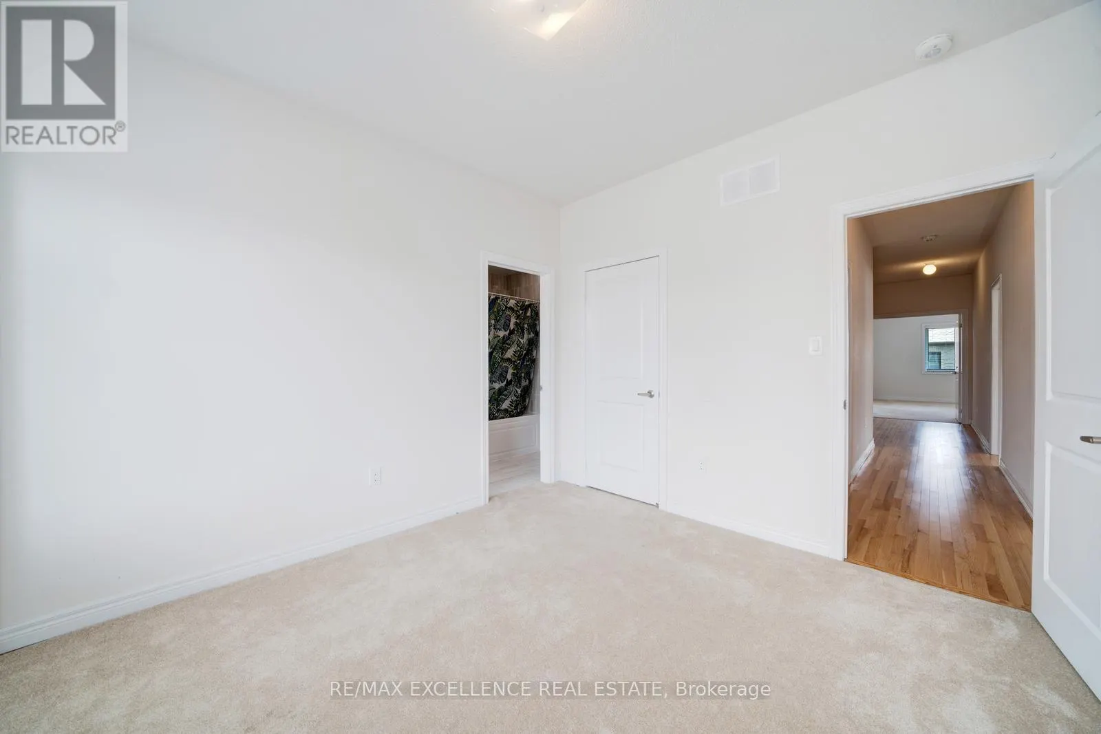 2085 COPPERMINE STREET