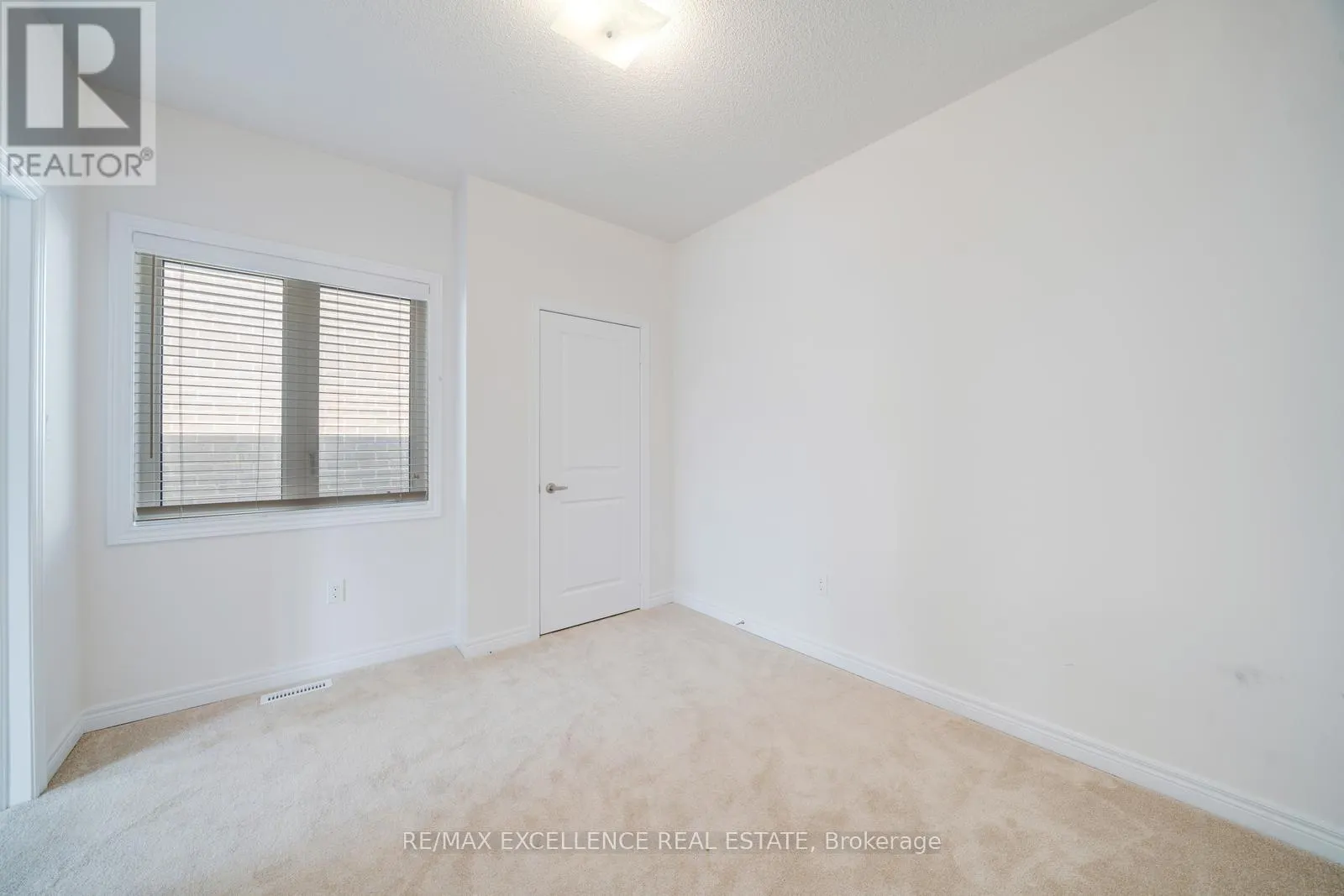 2085 COPPERMINE STREET