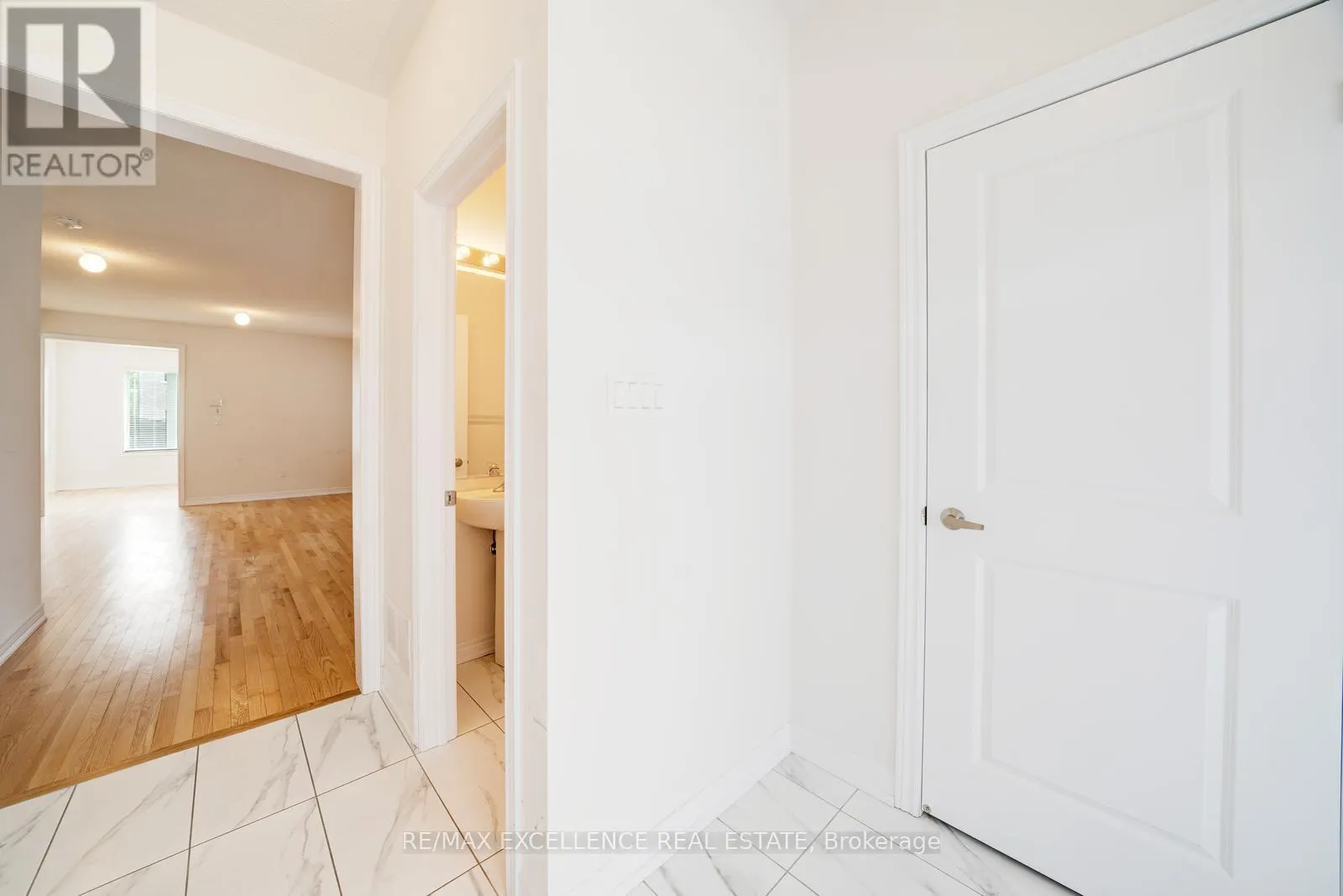 2085 COPPERMINE STREET
