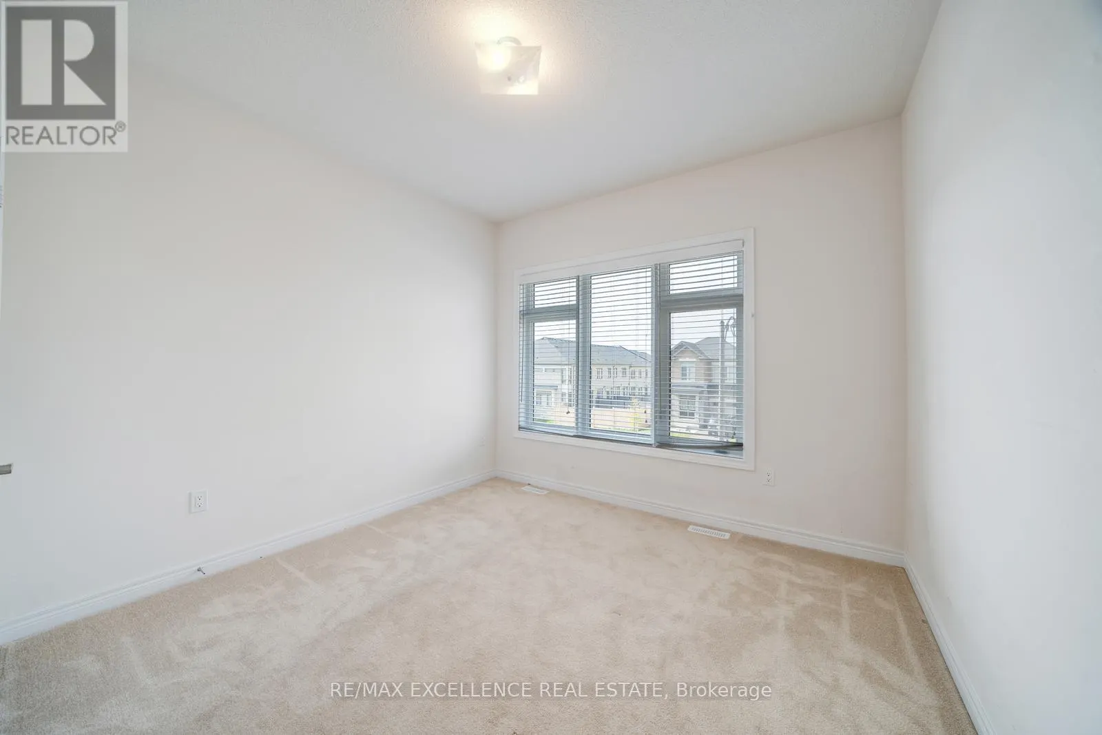 2085 COPPERMINE STREET