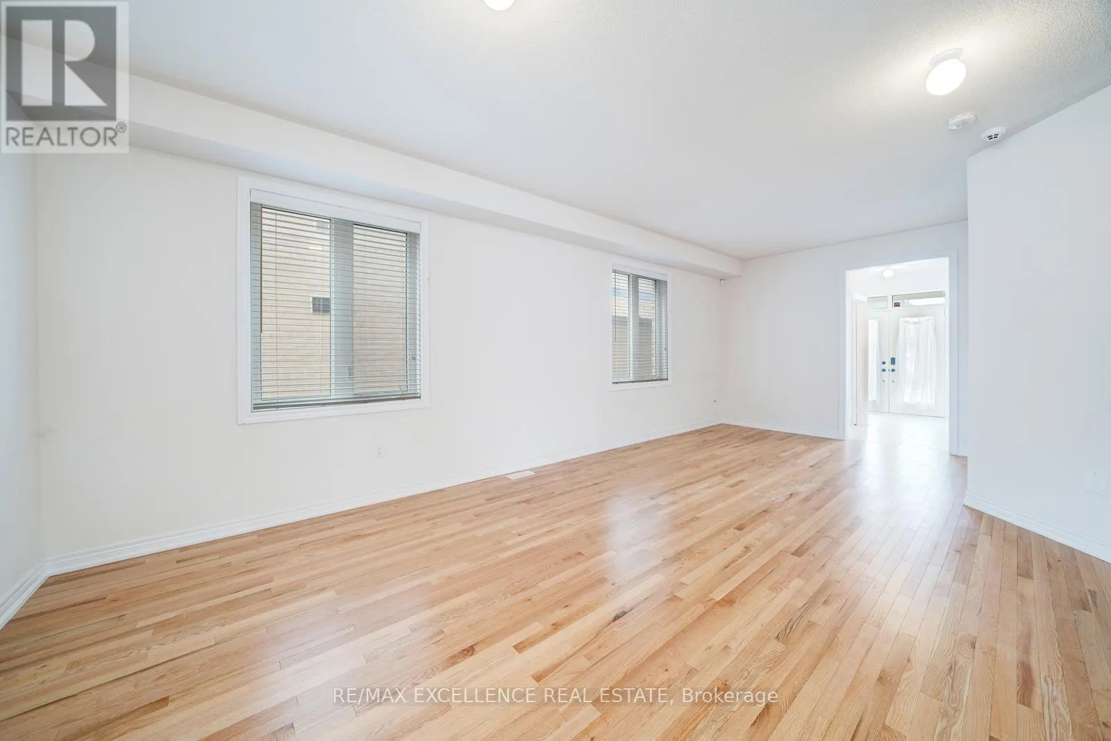 2085 COPPERMINE STREET