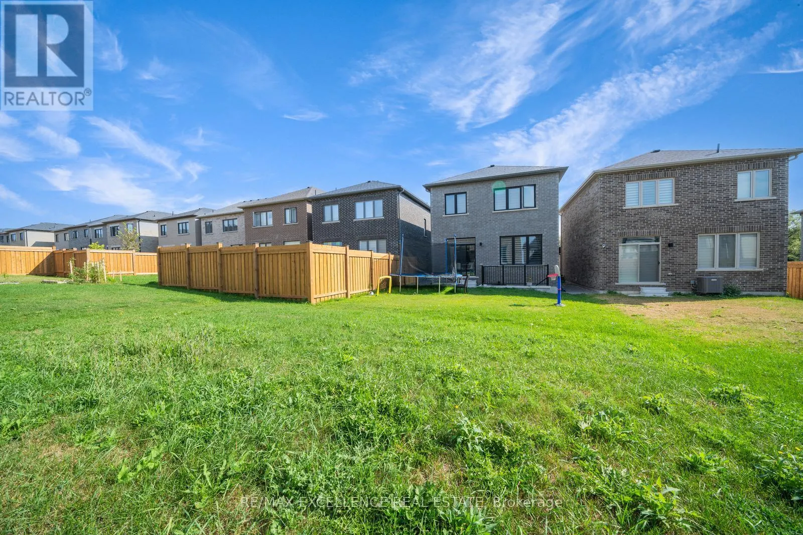 2085 COPPERMINE STREET