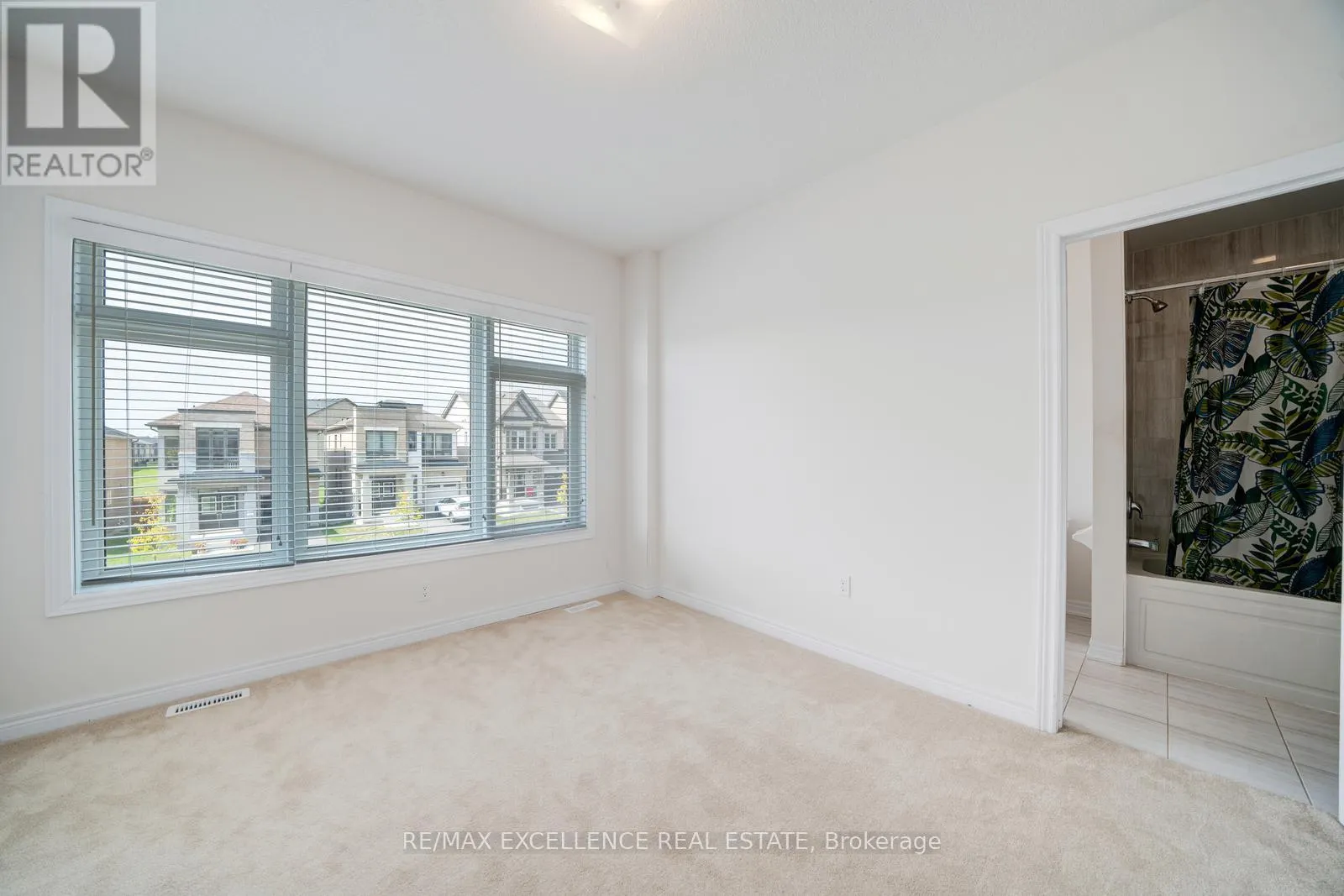 2085 COPPERMINE STREET