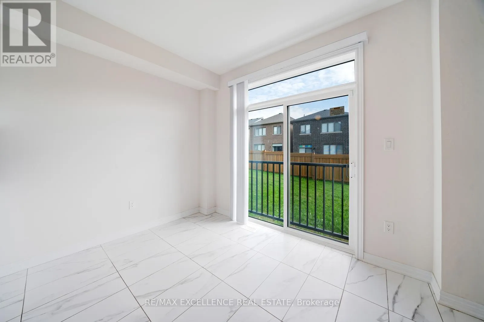 2085 COPPERMINE STREET