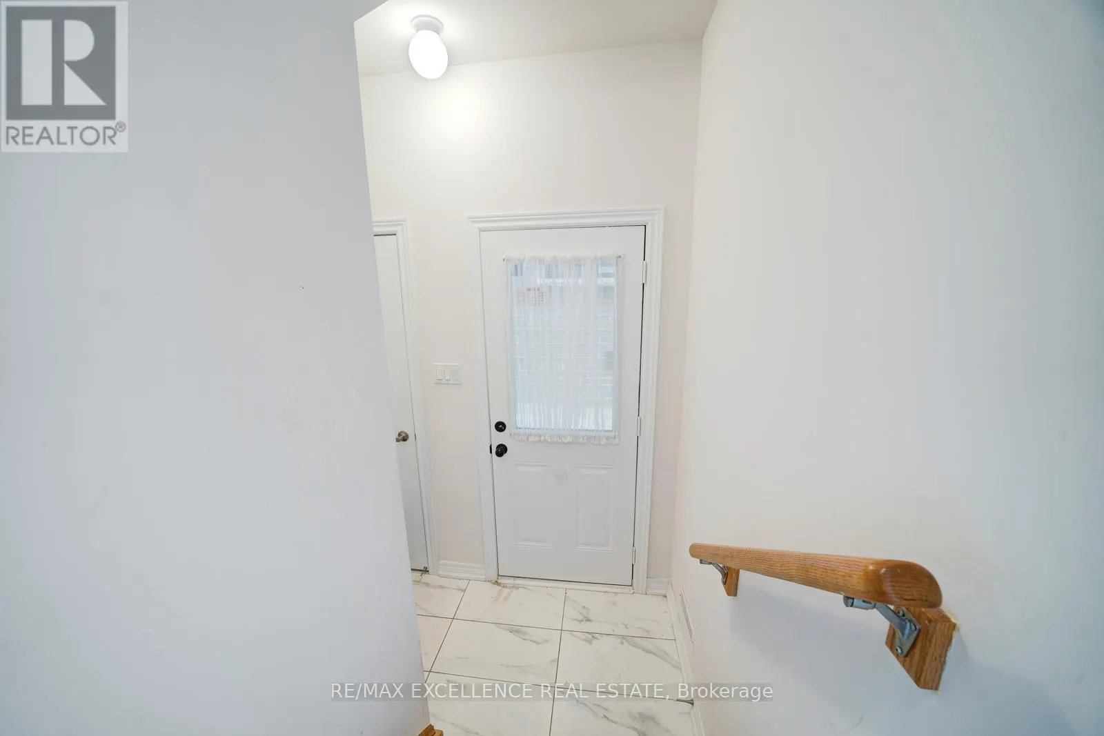 2085 COPPERMINE STREET