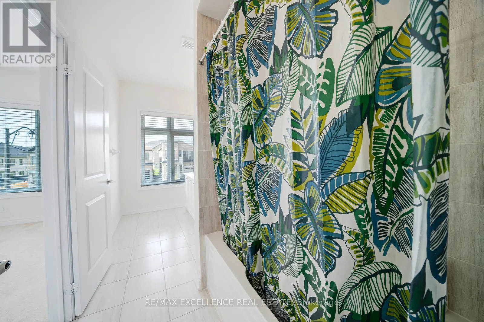 2085 COPPERMINE STREET