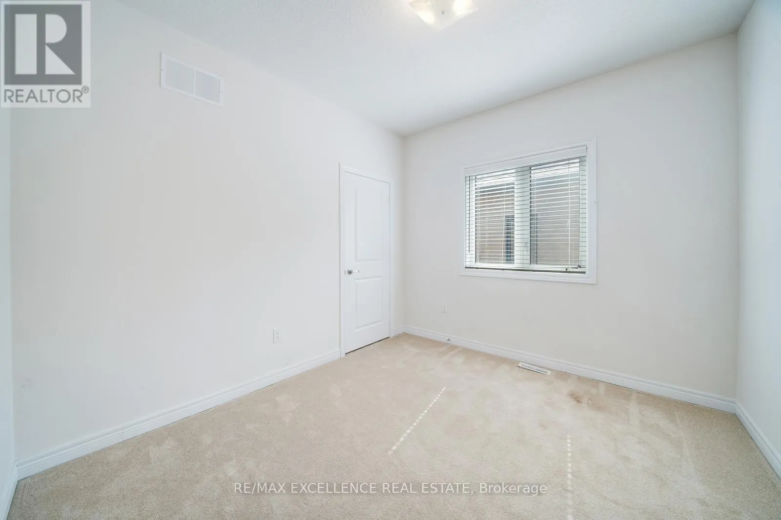2085 COPPERMINE STREET