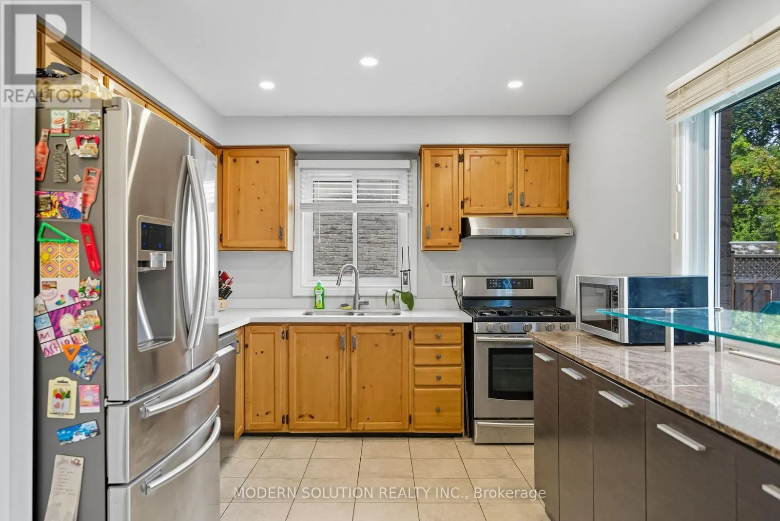 5 WOODLAWN COURT