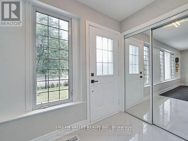 MAIN - 24 GABLE PLACE