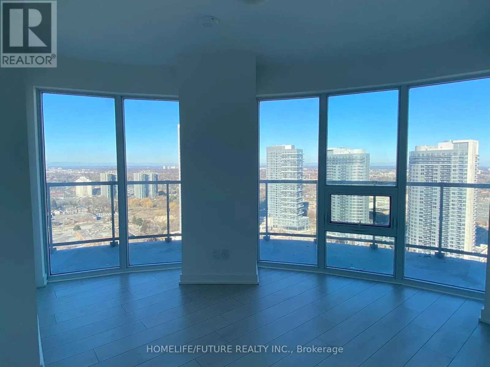 2805 - 2033 KENNEDY ROAD