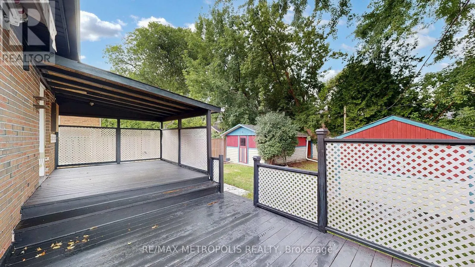 81 SEDGEMOUNT DRIVE