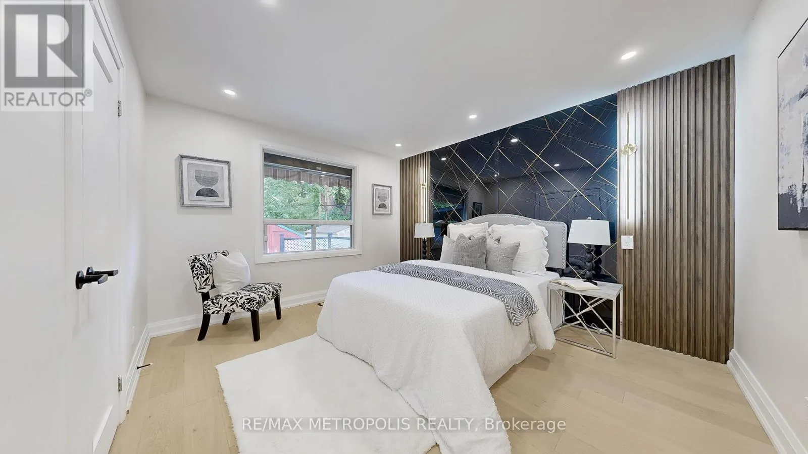81 SEDGEMOUNT DRIVE