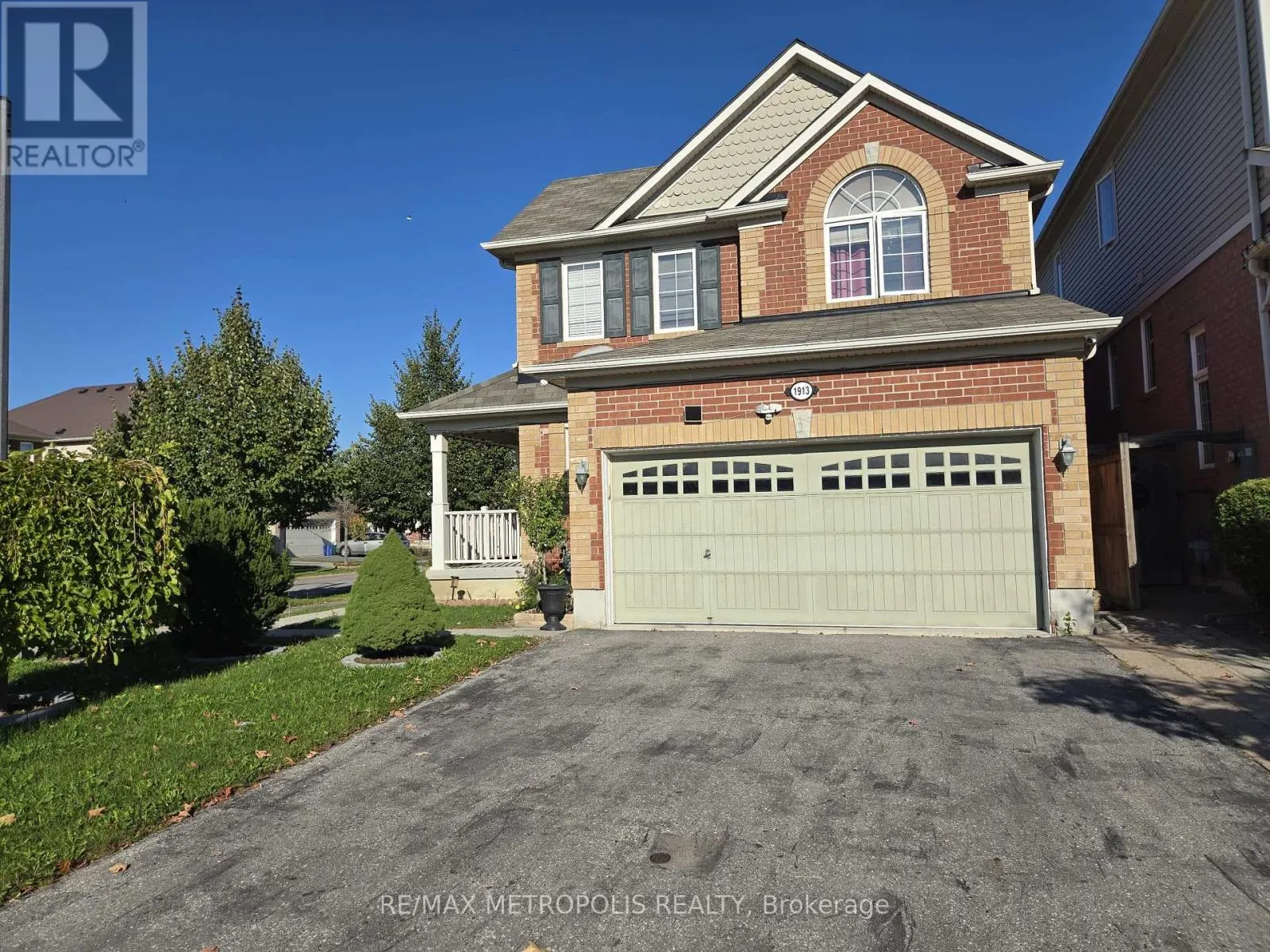 1913 LIATRIS DRIVE