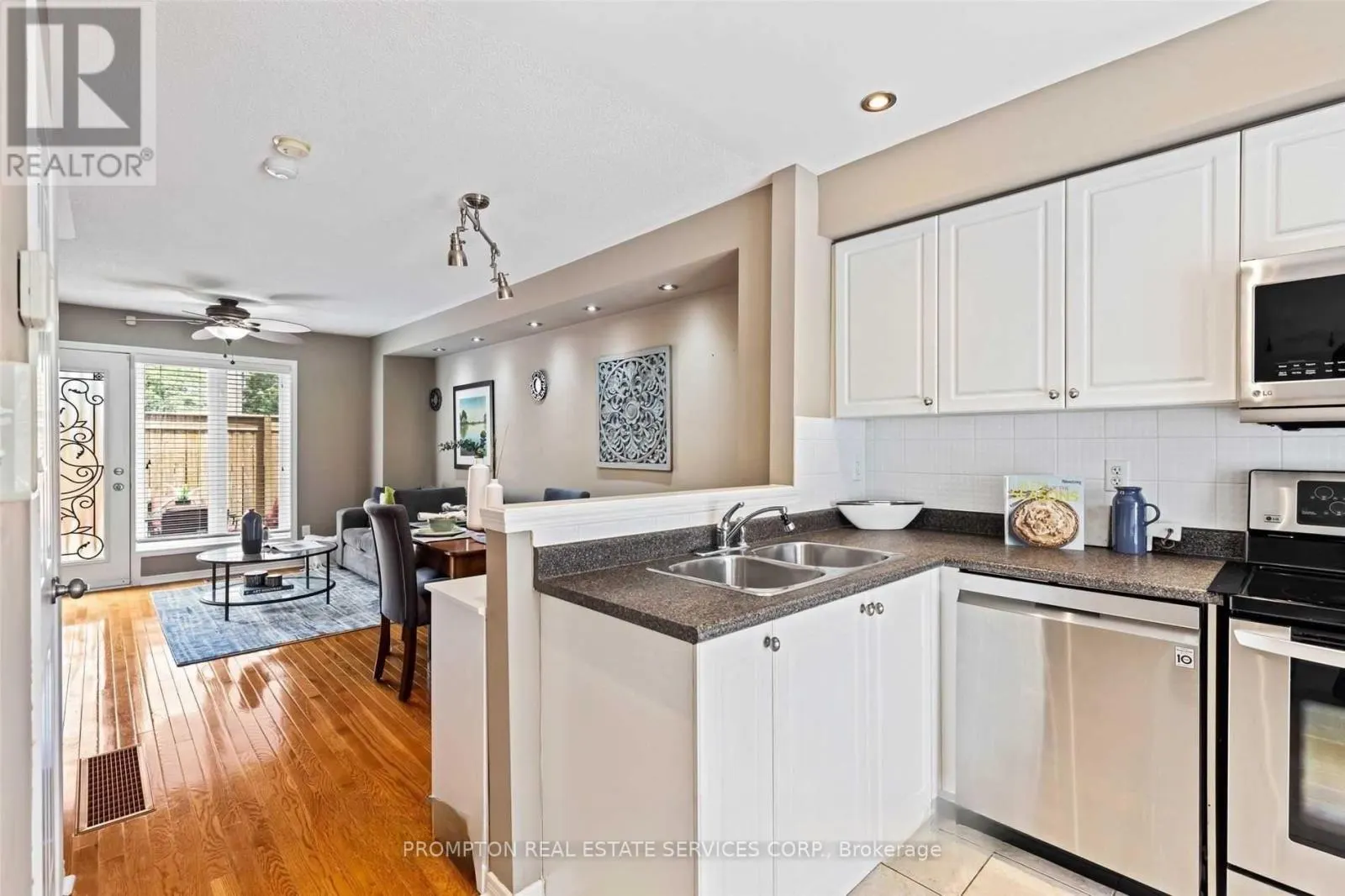 101 - 1775 VALLEY FARM ROAD