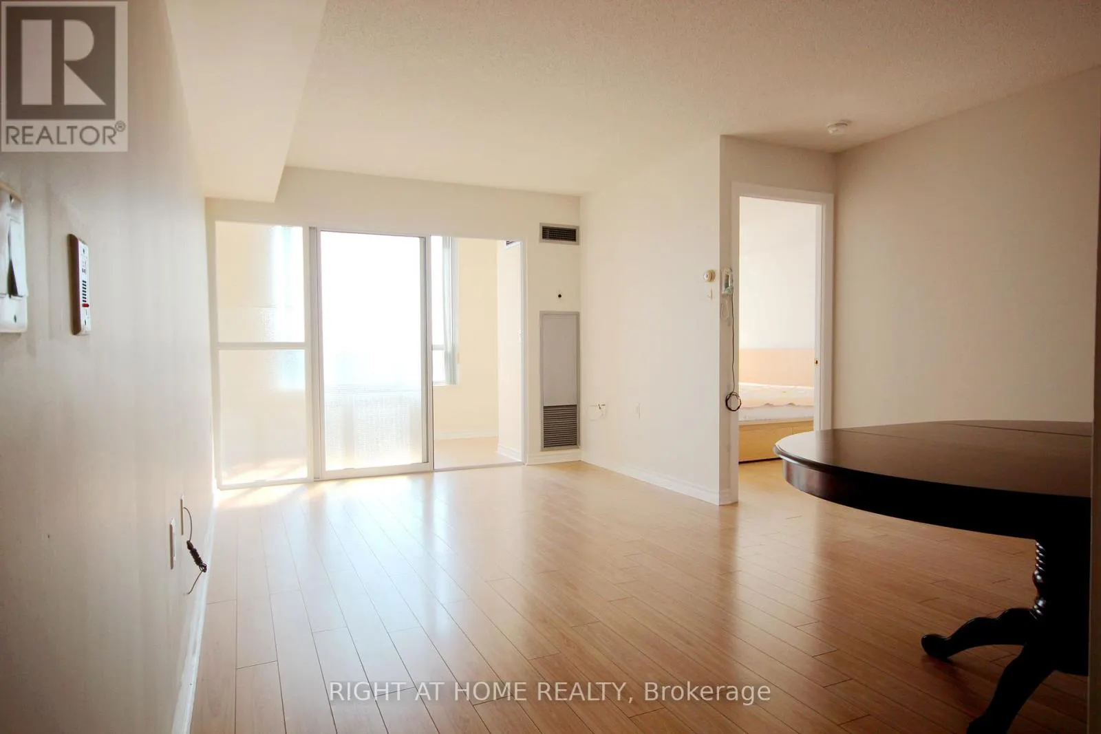 1611 - 2627 MCCOWAN ROAD