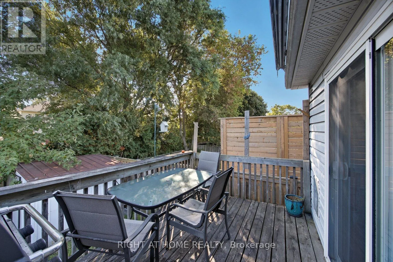 15 GLANVILLE CRESCENT