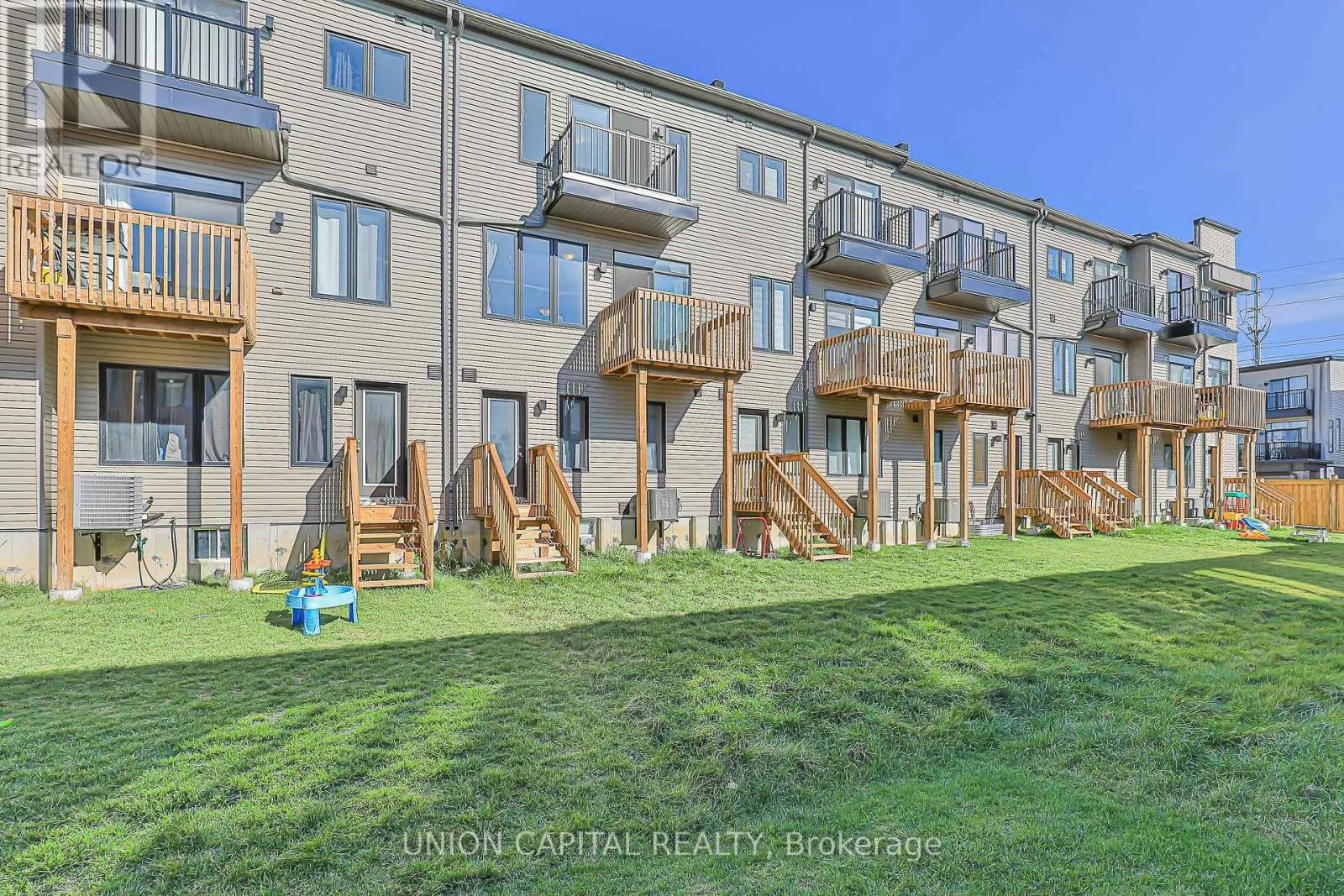 799 STANSTEAD PATH