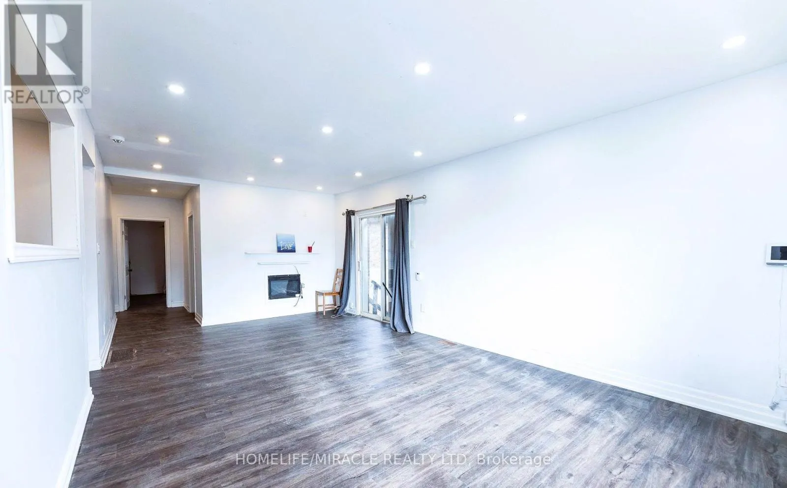 MAIN - 1251 WARDEN AVENUE