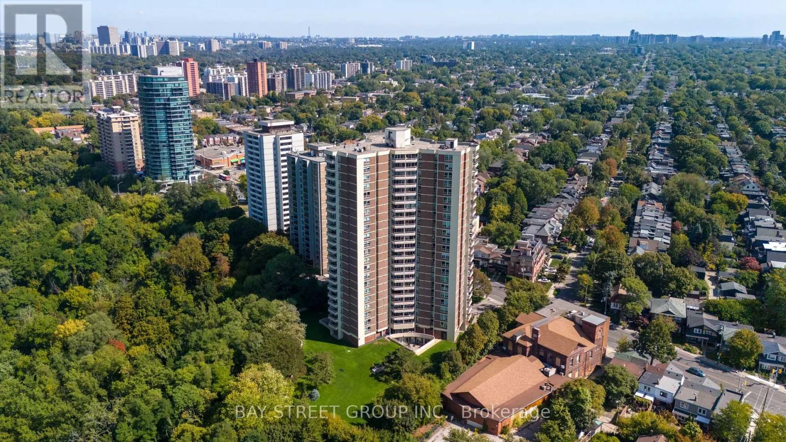 403 - 980 BROADVIEW AVENUE