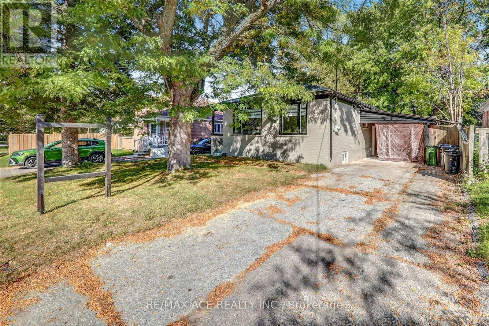 19 BLAKEMANOR BOULEVARD